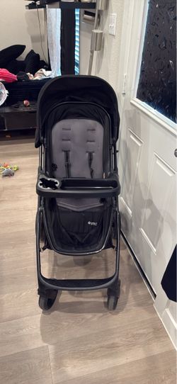 Safety first grow and go travel system