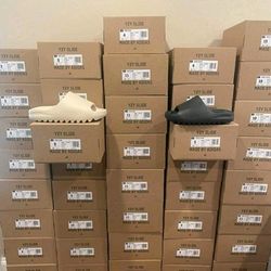  Yezzy Slides Pallet 