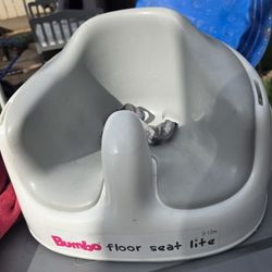 Bumbo Seat 