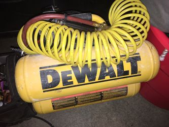 Dewalt Air Compressor D55153 Portable 4-gallon