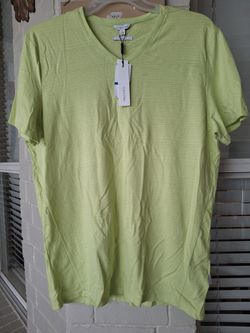 Calvin Klein T-Shirt - XL- New With Tags $14