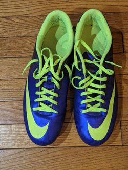 MEN'S NIKE MERCURIAL VORTEX SOCCER CLEATS . SIZE 12