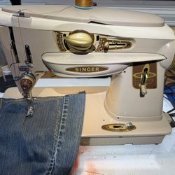 Restored Singer 500A Rocketeer Sewing Machine