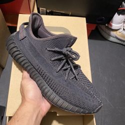 Adidas Yeezy 350 Black size 10 USED But Clean