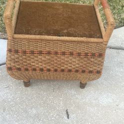 Vintage Retro Sewing Box Basket Worker Standing Rattan Nostalgic Practical. Used in good condition with some cosmetic blemishes. These blemishes are i