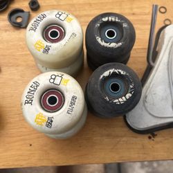 Skateboard Wheels With Barrings 