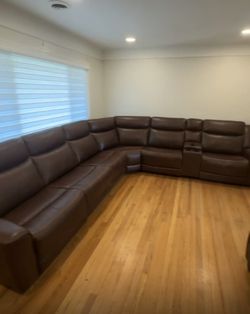 KUKA Home Scorpio 7-Piece Brown Leather Power Reclining Sectional