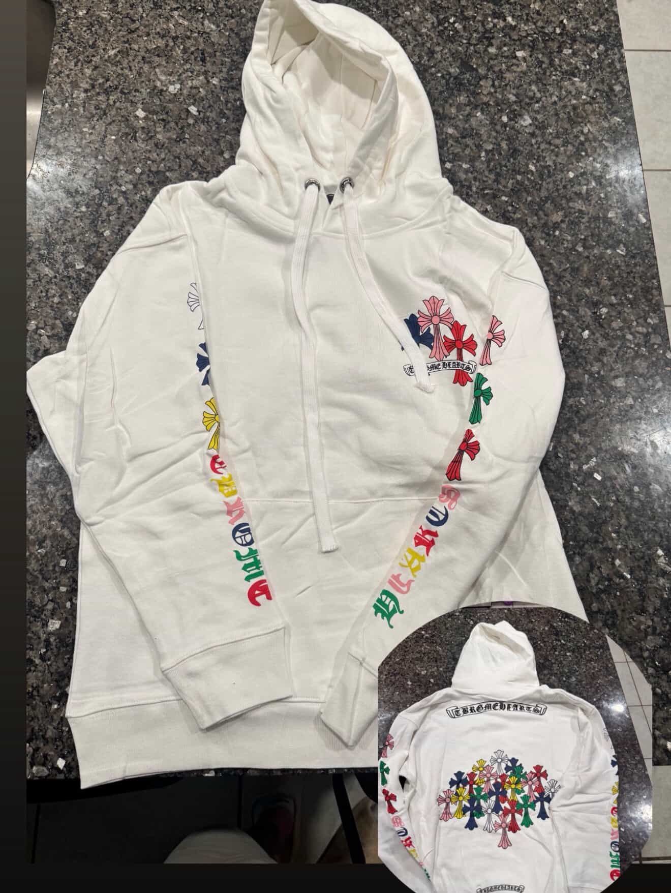 ᴄʜʀᴏᴍᴇ ʜᴇᴀʀᴛꜱ ʜᴏᴏᴅɪᴇ