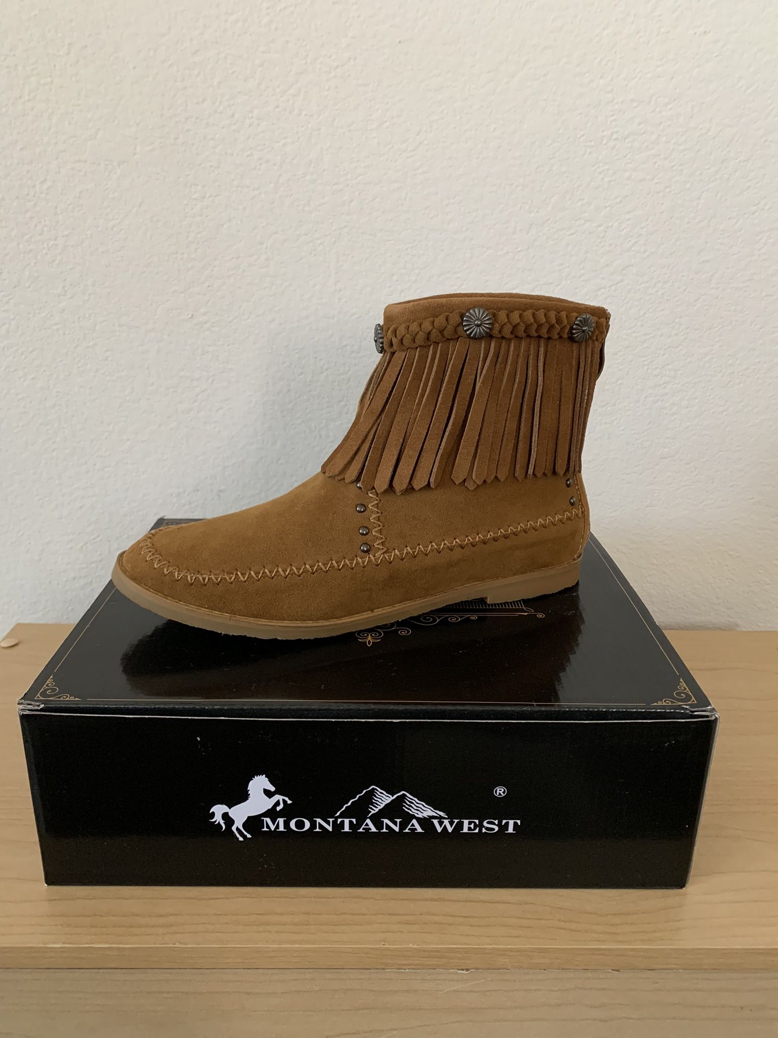 Brand New Southwest Boots - 9 Narrow - Fits like a size 8 or 7.5