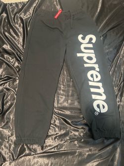 Black surpreme sweats