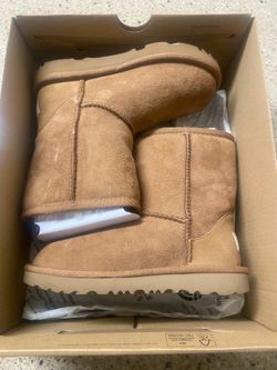 Kids Uggs Size 12