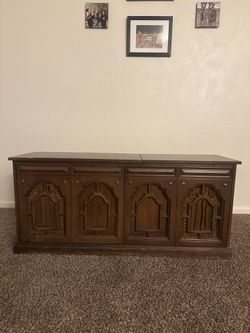 Mid Century Sylvania Floor Model Stereo