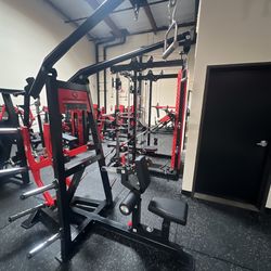 QLI LAT PULL ROW PLATE MACHINE