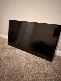 Samsung 48” TV – Excellent Condition + Wall Mount Included