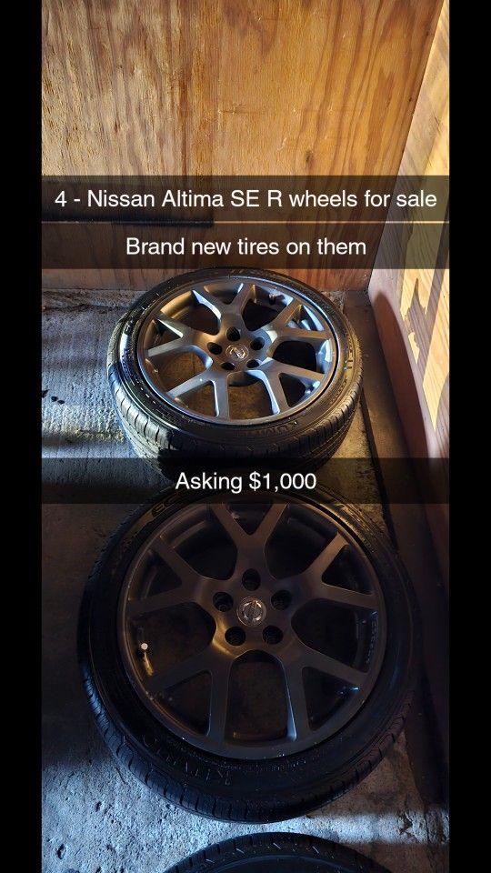 Nissan Altima SE R Wheels