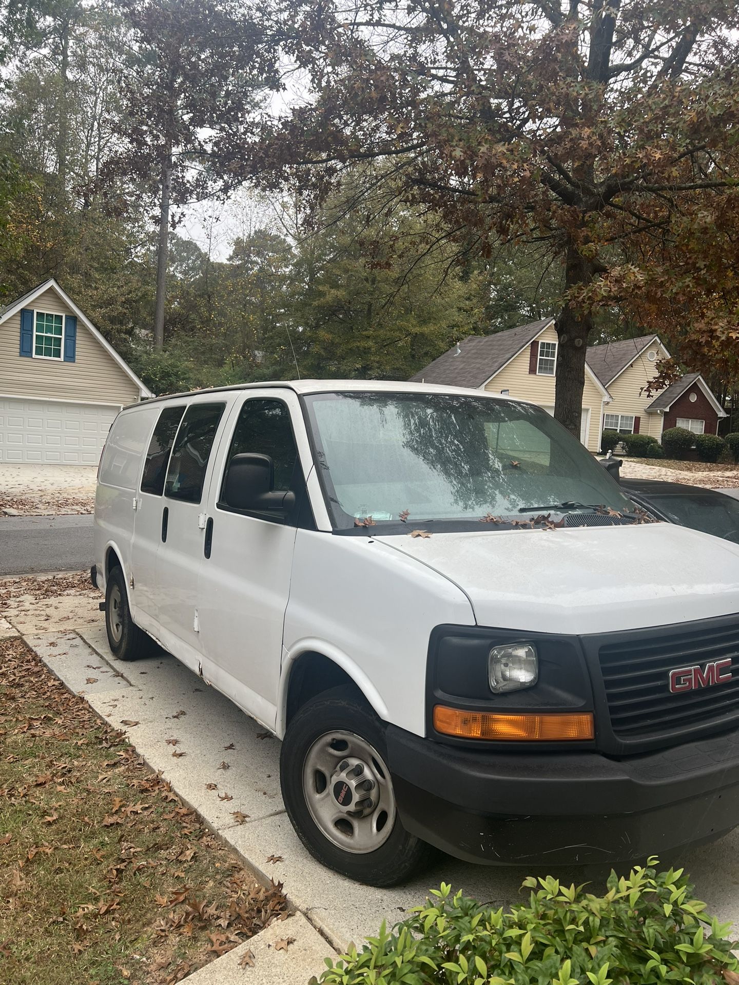 2008 GMC Savana-Van