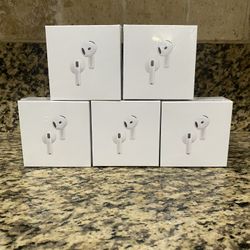 Apple AirPods Pro 4 (4th Gen) Wireless Earbuds with Active Noise Cancelling