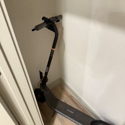 Scooter Ninebot E2 plus