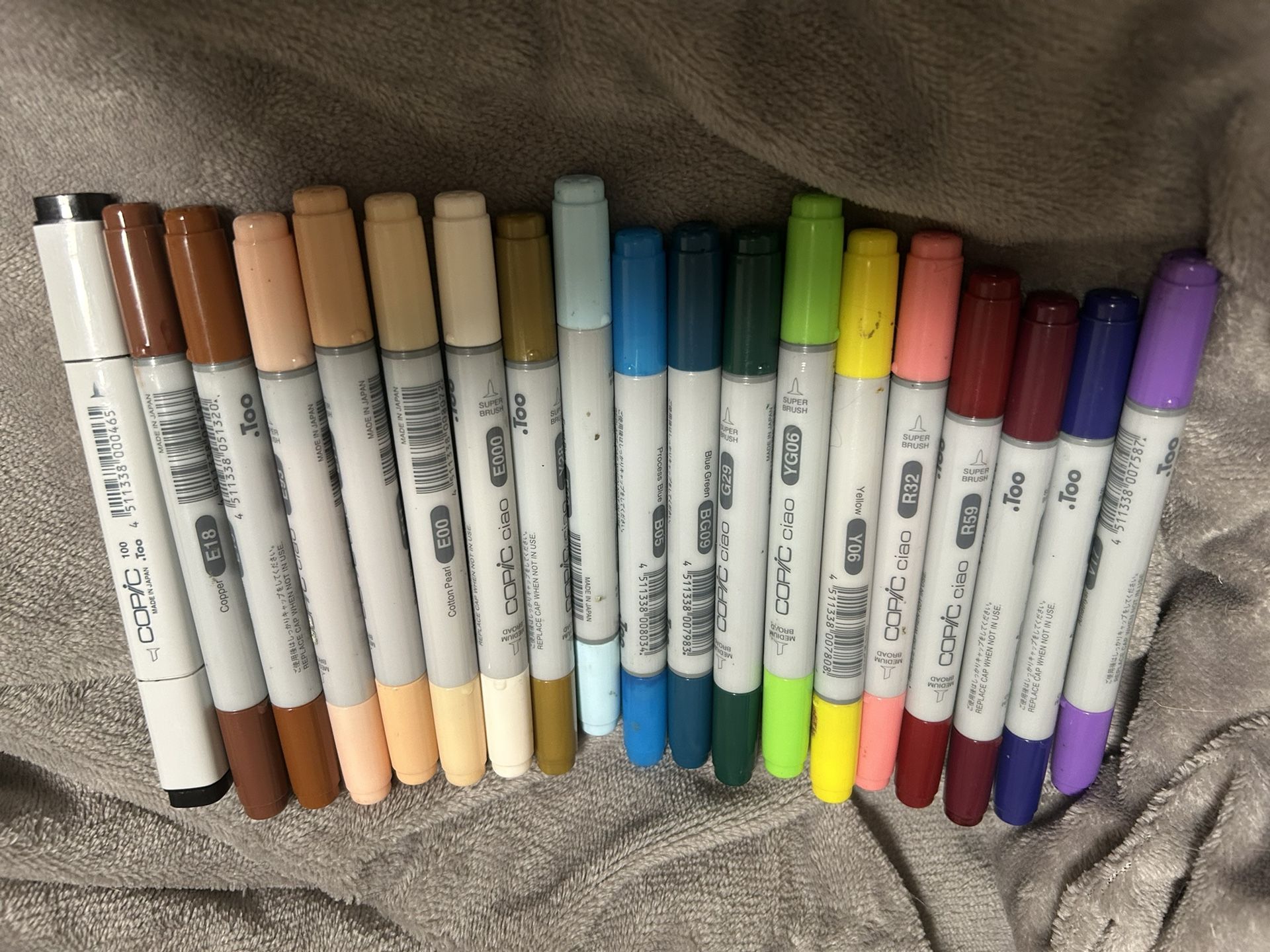 18 Copic Ciao Markers + Copic Marker