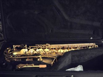 Yamaha Alto Sax with Yamaha Case