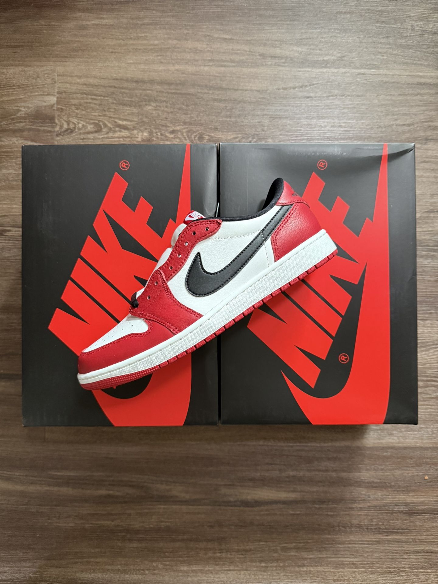 Jordan Retro 1 Low OG Chicago (2025)