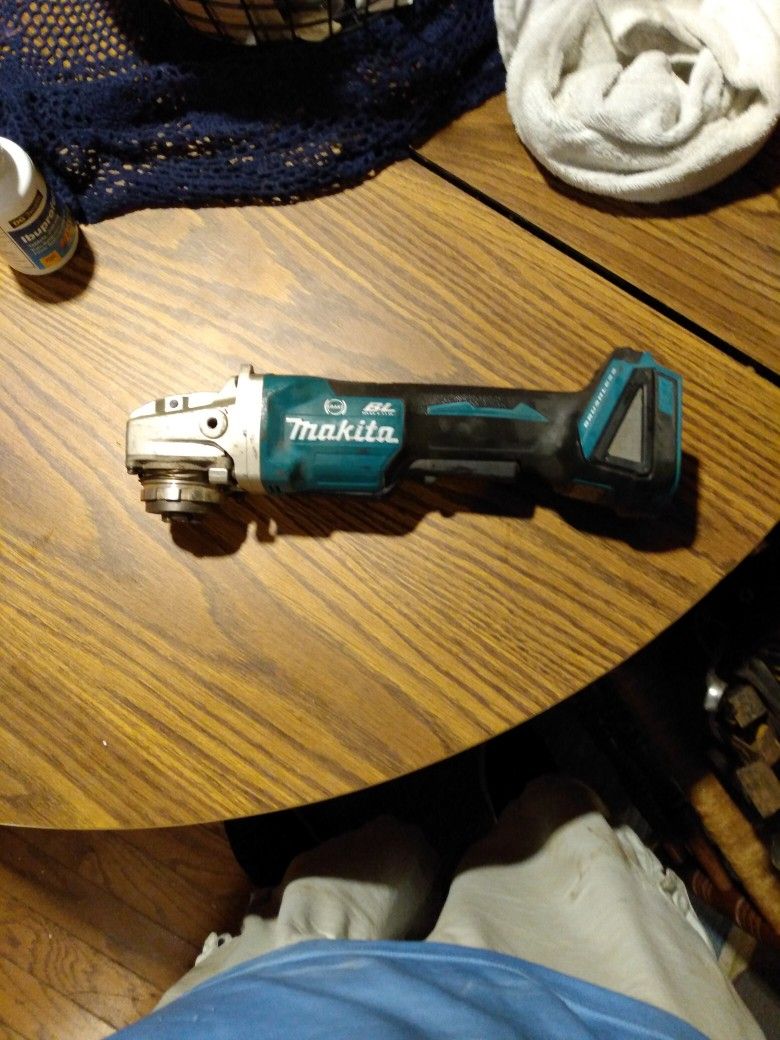 Makita 18v Grinder