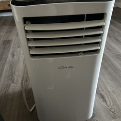 Comfort Aire Air conditioner 5300 BTU