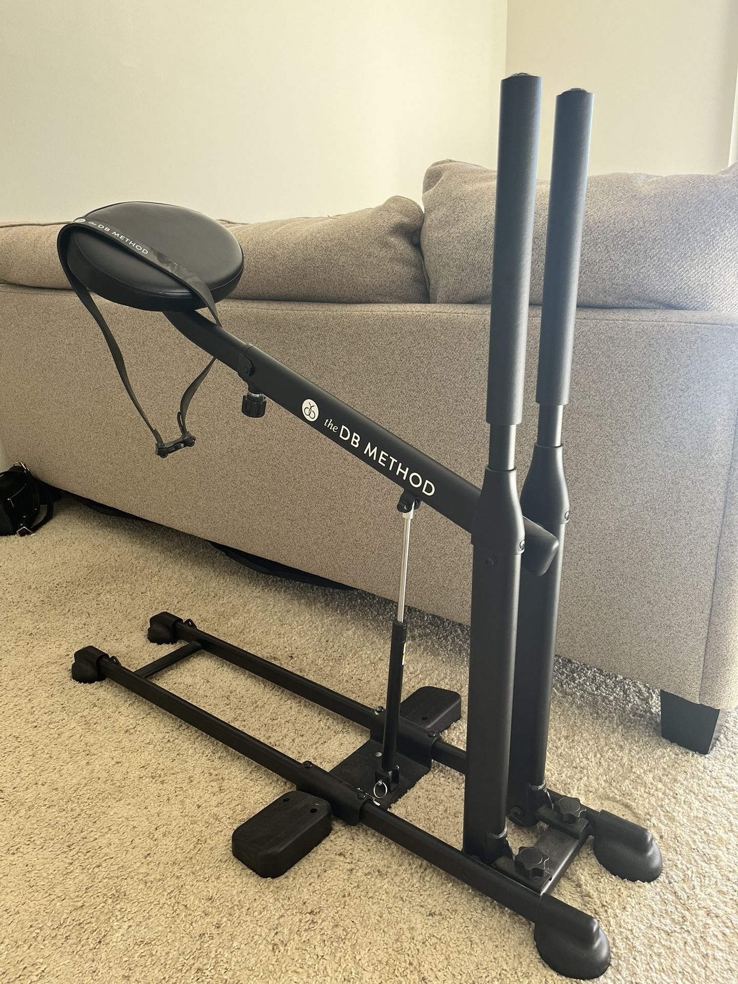 DB method Squat Machine With resistance Band