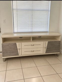 Large Tv stand