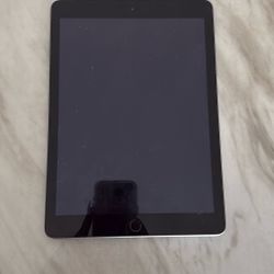IPAD 5th GENERATION UNLOCKED 