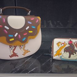 Loungefly Dinsey Chip and Dale snatcher bag