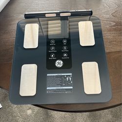 GE body mass weigh scale