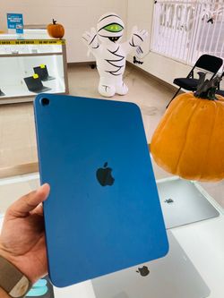 iPad 10th gen 256gb