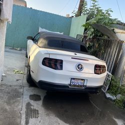 2010 Ford Mustang