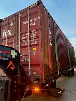 40ft And 20ft Used Shipping Container Available In Bellflower