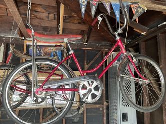 Lowrider Bike, Sting Ray, Schwinn bicycle 