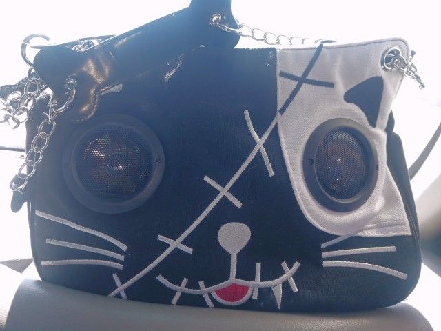 Bluetooth Cat Speaker