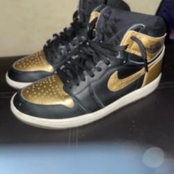 Metallic Gold Jordan 1 Retro Size 9.5
