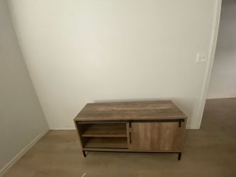 Tv stand