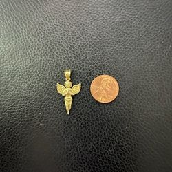 10k Gold Angel Pendant