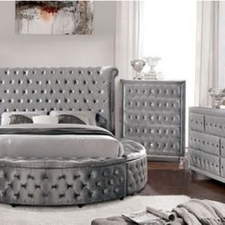 4 PC BEDROOM SET NEW IN BOX (MATTRESS AND CHEST SOLD SEPARATELY)