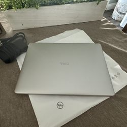 Dell Pro 14 Laptop