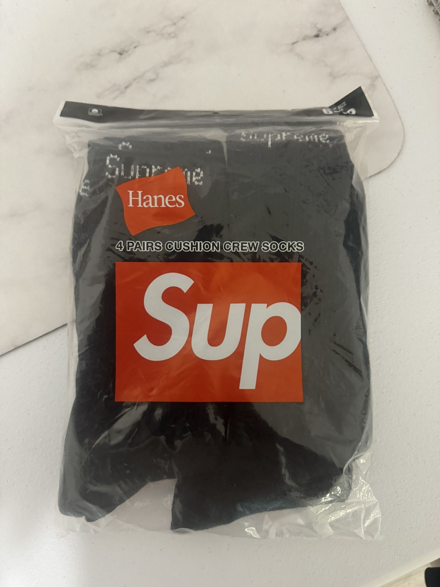 Supreme Socks
