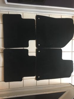 2016 Chrysler 200 floor Mats