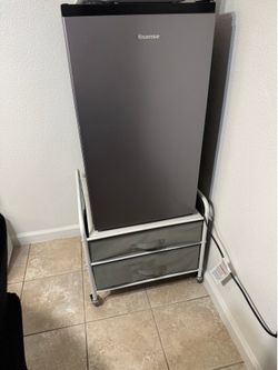Hisense Minifridge 4.4 cu ft