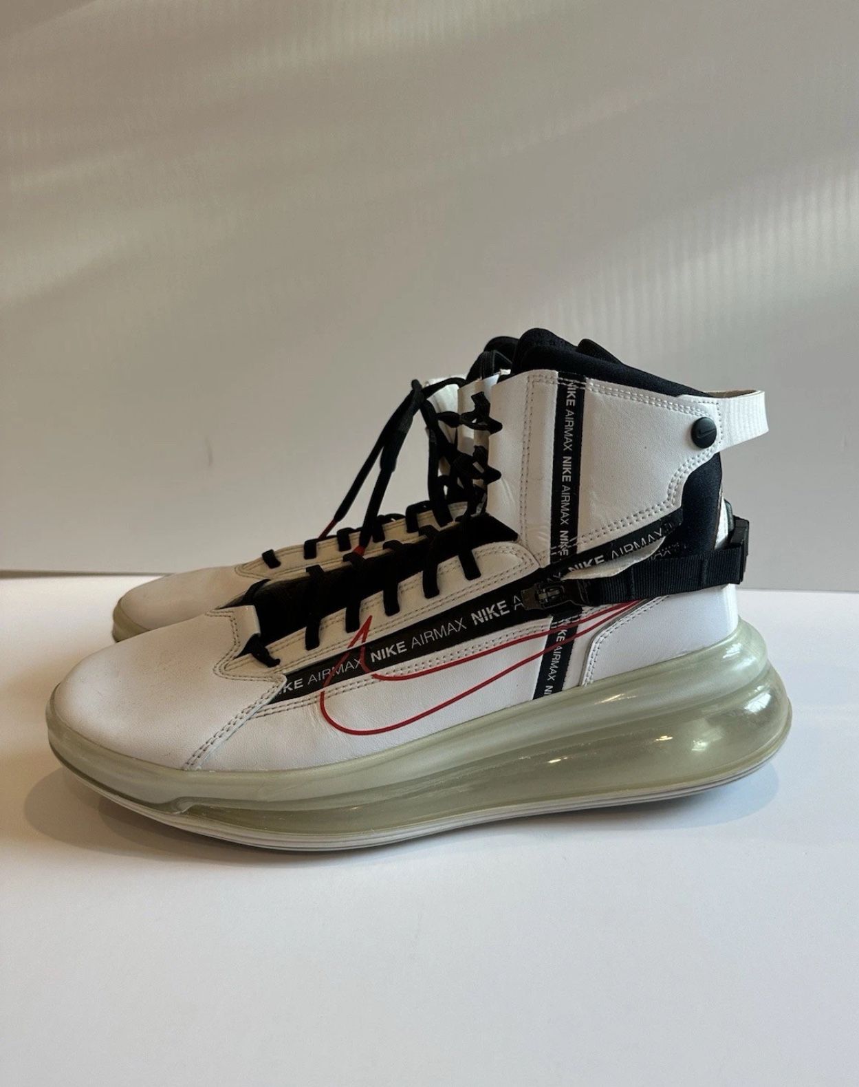 Nike Men’s Air Max 720 Saturn White Varsity Size 10