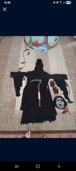 Grim Reaper Costume With Accessories ( size 10 -12)