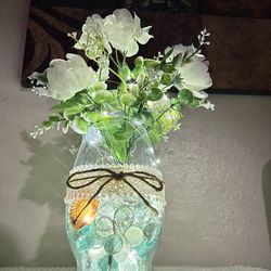 Centerpieces with lights 🤍✨