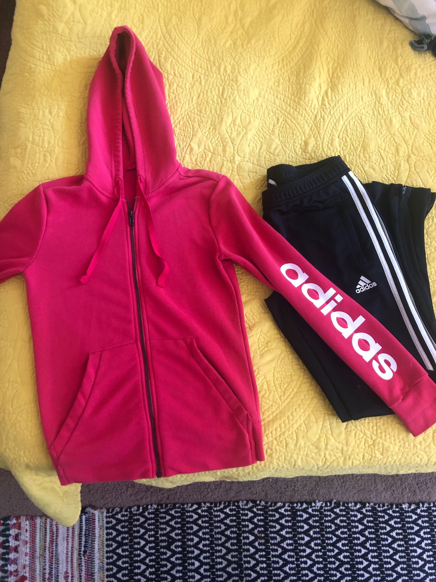 Woman’s Adidas set