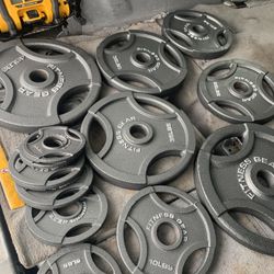 Like New Set Of 255 Lbs Olympic Weights Plates 